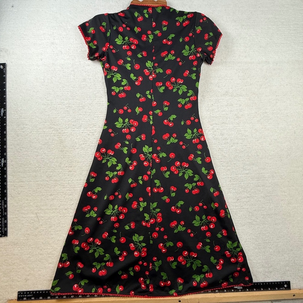 Pin Up Girl Cherry Print Rockabilly Dress Black Cap Sleeve Medium kitschy retro - Picture 6 of 12